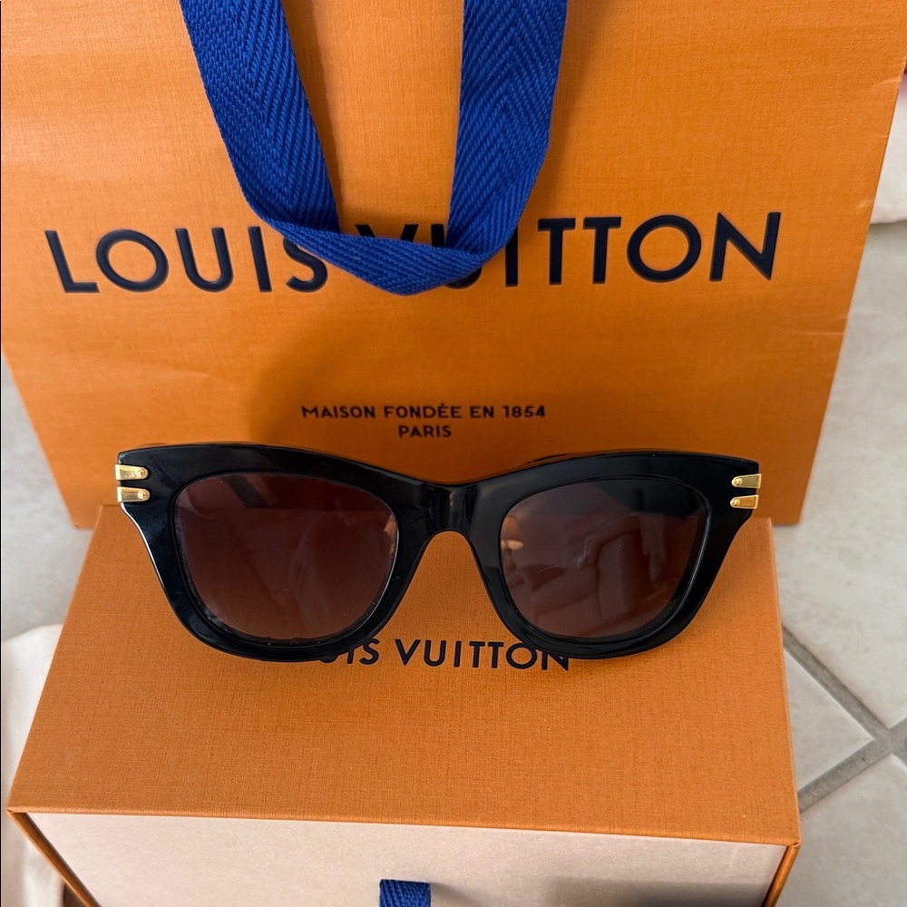 Louis Vuitton Black and Gold Sunglasses
